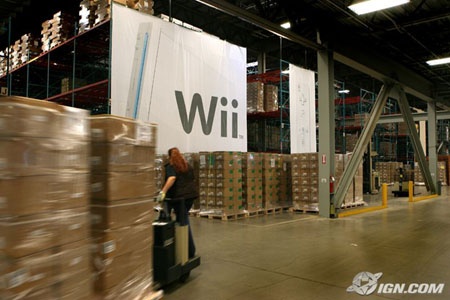 流水线作业 Wii主机游戏工厂内实拍_电视游戏