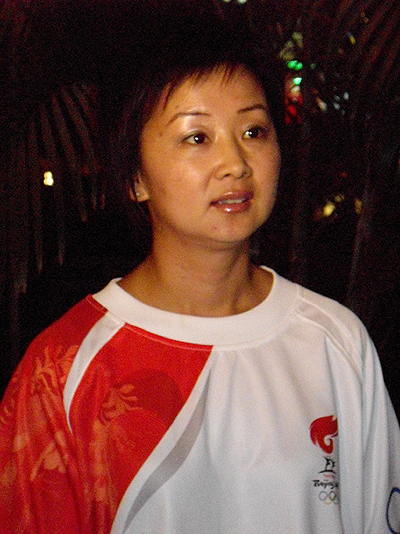 英特尔火炬手张文翊:我和女儿一起跑奥运_资讯